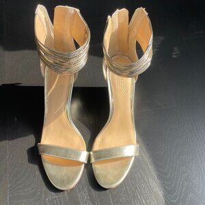 Jewel BADGLEY MISCHKA Gold Wedge Heels